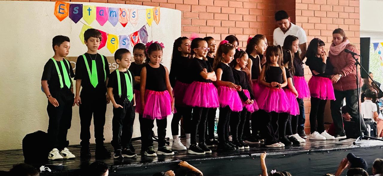 Ph: Natalia Castrillón. Coro infantil, San Ignacio de Loyola.